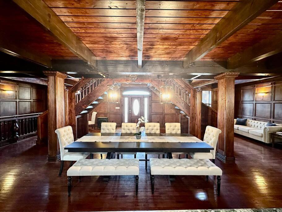 5 Bedroom Estate Near Casino And Downtown Bristol Exterior foto